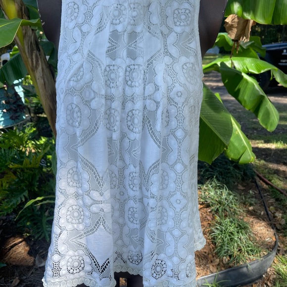 Doe & Rae lace blouse top overlay - Picture 3 of 4